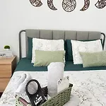 Pink House - Bed & Breakfast *