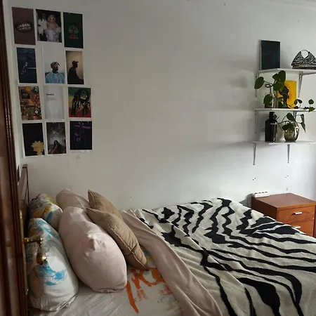Bed & Breakfast Pink House -