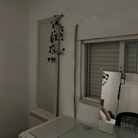 Pink House - Bed & Breakfast Lisbon