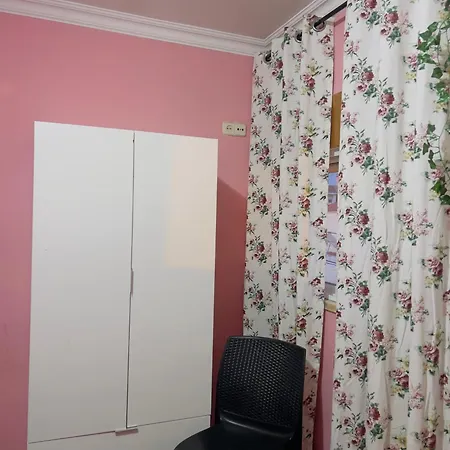 Bed & Breakfast Pink House - Lisbon