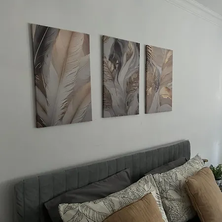 Pink House - Bed and Breakfast *